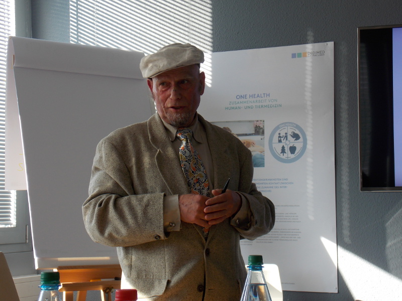 Prof. Hanns Ludwig forscht seit fast 50 Jahren am 
Borna-Virus bei Mensch und Tier